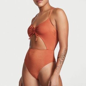 Victoria’s Secret Shine Cut Out One Piece Swimsuit Shimmery Ginger Glaze,Medium